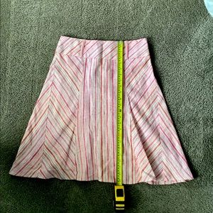 Olsen size 6 skirt.   100% linen